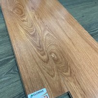 Sàn gỗ Glomax mặt bóng GB090