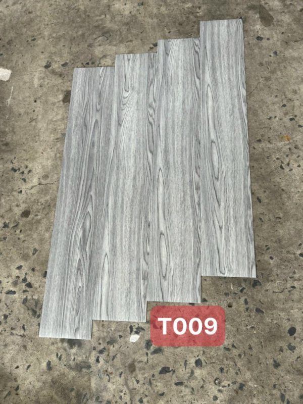 Sàn nhựa keo dán sẵn T009